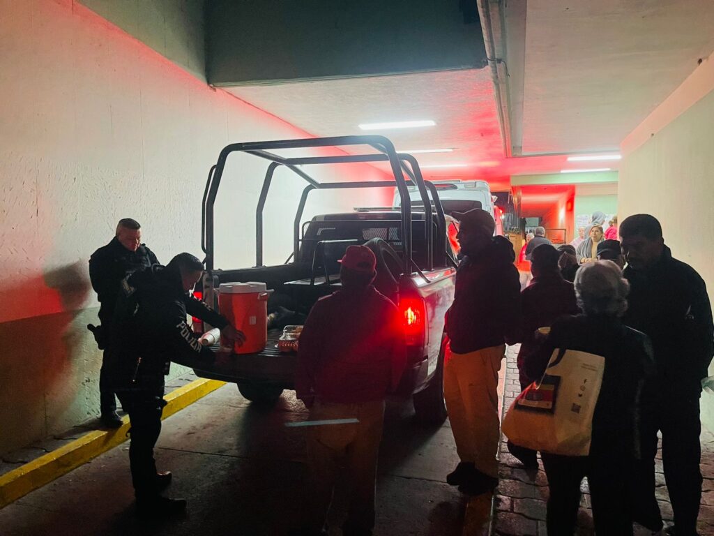 Policía Civil de Coahuila lleva café y calidez a hospitales 2 a892ec13 f2d9 43a6 bd30 84b5a970d88a