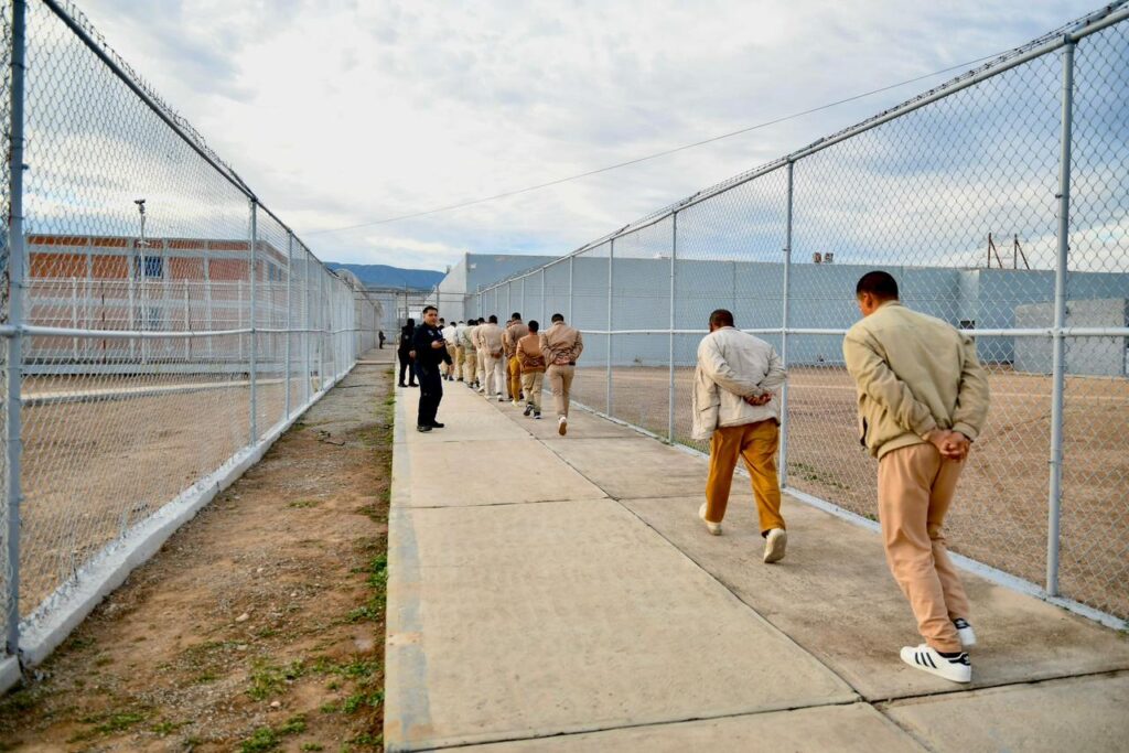 Despresurización de penales en Coahuila: una medida para fortalecer la seguridad y el orden 1 Despresurización de penales en Coahuila: una medida para fortalecer la seguridad y el orden