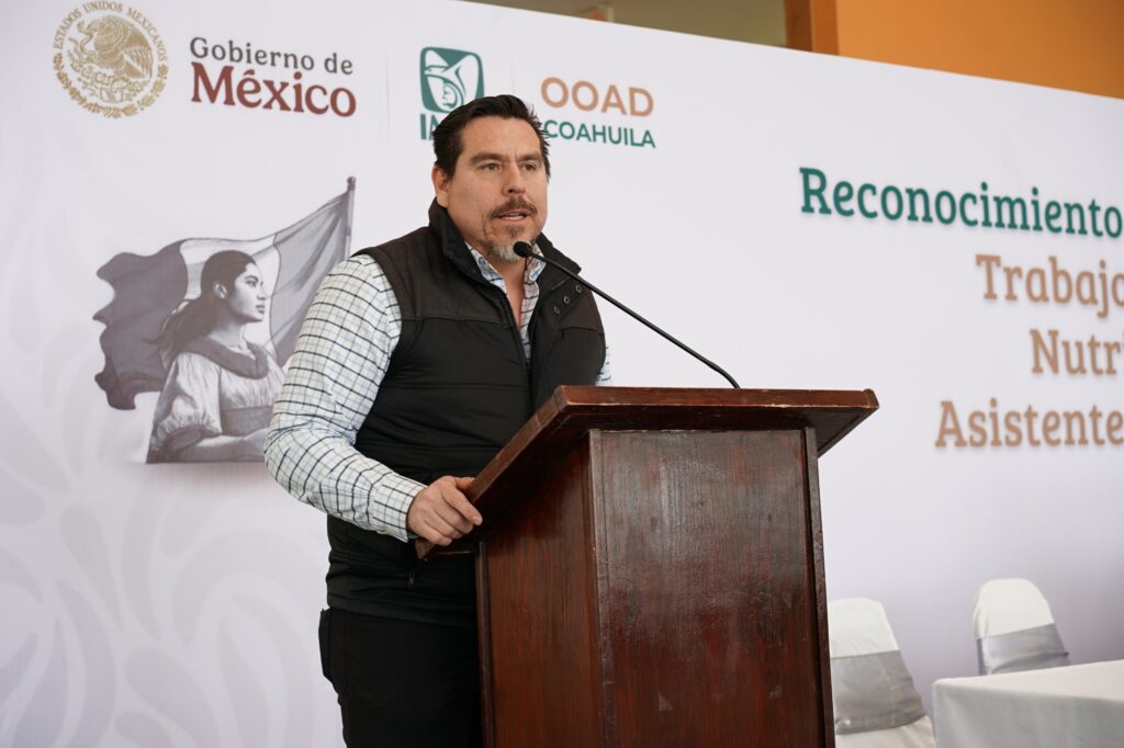 Reconoce IMSS Coahuila trayectoria y labor de sus trabajadores de Nutrición, Trabajo Social y Asistentes Médicos 1 WhatsApp Image 2024 12 06 at 16.17.44