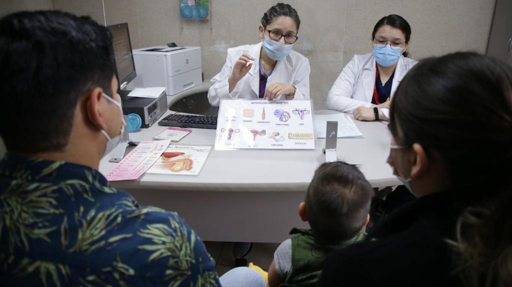 Embarazo entre los 20 y los 35 años reduce riesgos para madre y bebé: IMSS Coahuila 2 34e98f9b bee1 4c64 8b1c e4d2ab73d20b