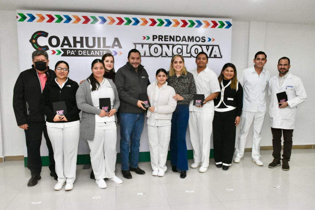Monclova reconoce a enfermeras y enfermeros por su dedicación y compromiso 1 WhatsApp Image 2025 01 06 at 15.00.28 1