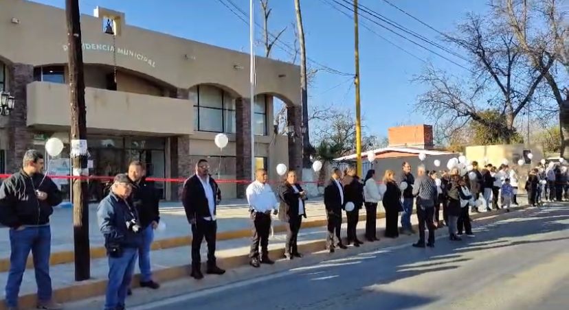Despiden a Roberto Falcón Castellanos en Nadadores 2 f5ca1e31 9cfd 4511 a768 a49881967fc0