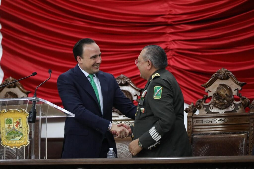Gobernador de Coahuila reitera compromiso con las fuerzas armadas en Sesión Solemne 2 WhatsApp Image 2025 02 19 at 19.39.11 1