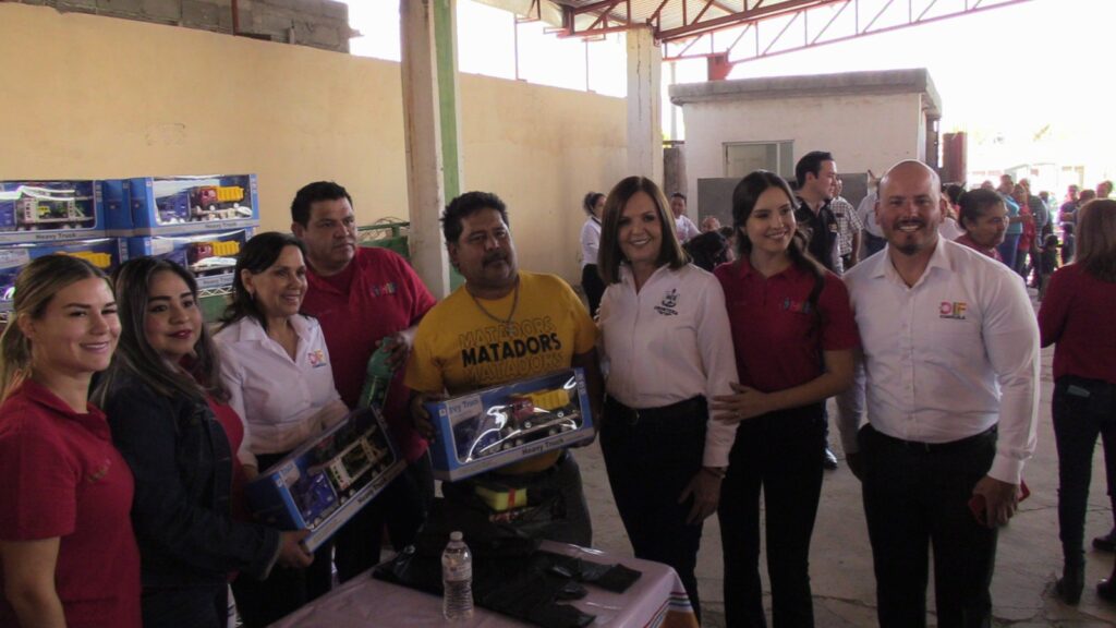 "Mercadito Echado Pa’Delante" llega a Frontera para impulsar reciclaje y prevenir el dengue 1 WhatsApp Image 2025 02 26 at 13.24.11