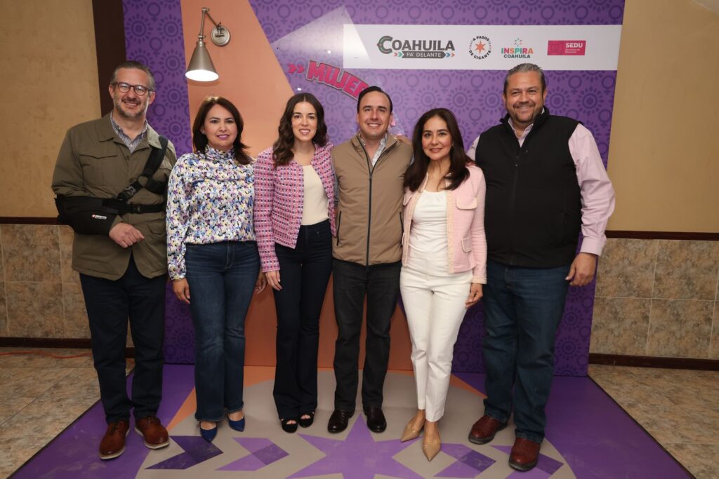 Inician Manolo Jiménez y Paola Rodríguez programa de preparatoria gratuita para mujeres en Coahuila 2 WhatsApp Image 2025 03 06 at 19.04.22