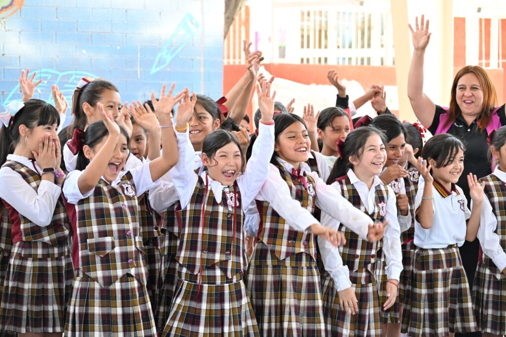 Sari Pérez entrega aula psicopedagógica en primaria de Frontera 3 Imagen de WhatsApp 2025 03 31 a las 15.26.24 790abba4