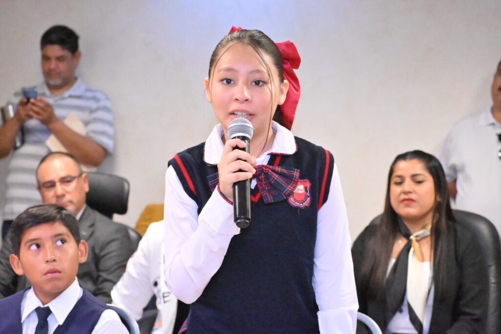 Niñas y niños toman el Cabildo Infantil por un día en Frontera 4 Imagen de WhatsApp 2025 04 30 a las 15.39.13 995b76e4