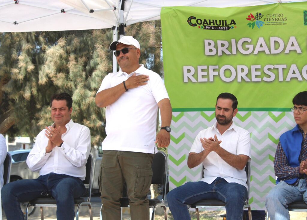 Cuatro Ciénegas impulsa reforestación con más de 1,600 árboles en campaña “Verde Verde Coahuila” 2 Imagen de WhatsApp 2025 06 14 a las 12.34.42 d676edf8