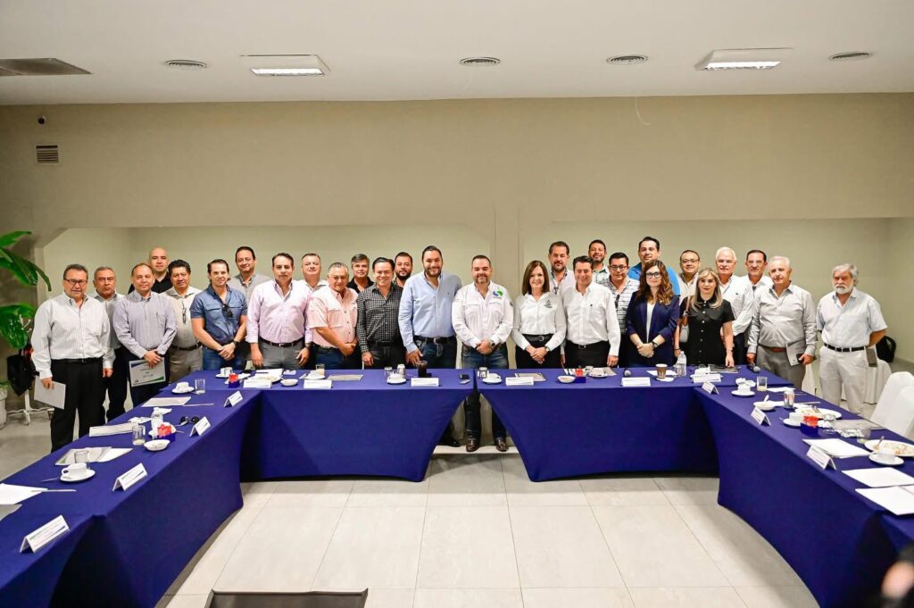 Carlos Villarreal y SIMAS invertirán más de 2 mdp para beneficiar a 5 mil habitantes 1 WhatsApp Image 2025 06 27 at 17.24.24 1